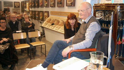 Kenny installerad för Träffpunkt IM, med frun Lena Maria Gårdenäs.